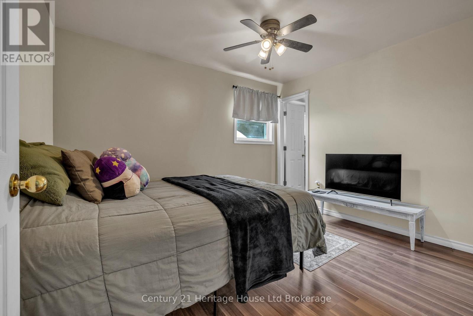 674 Hayball Street, Woodstock (Woodstock - North), Ontario  N4S 4Z4 - Photo 10 - X13657836