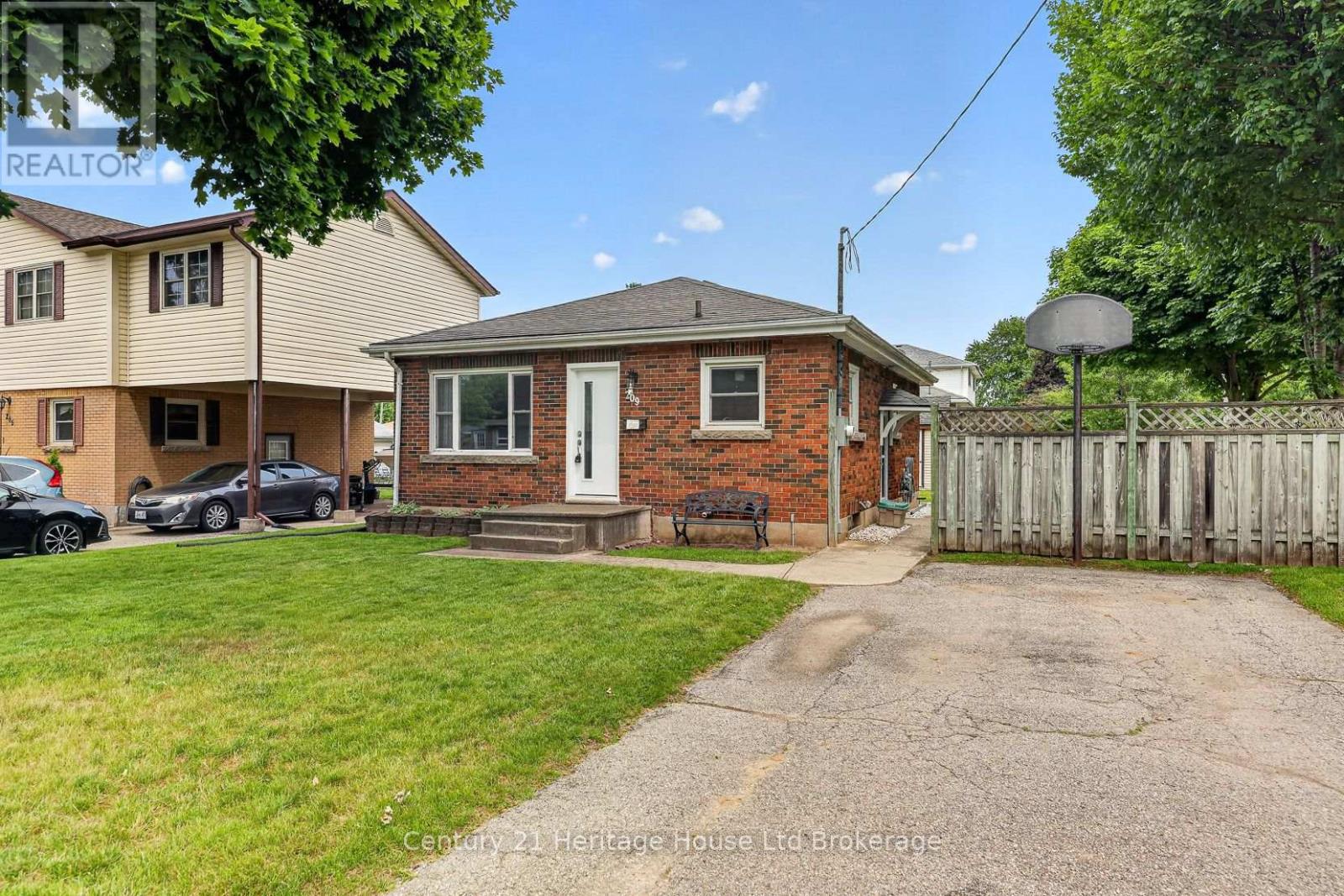 209 Butler Street, Woodstock (Woodstock - South), Ontario  N4S 3A8 - Photo 7 - X13658166