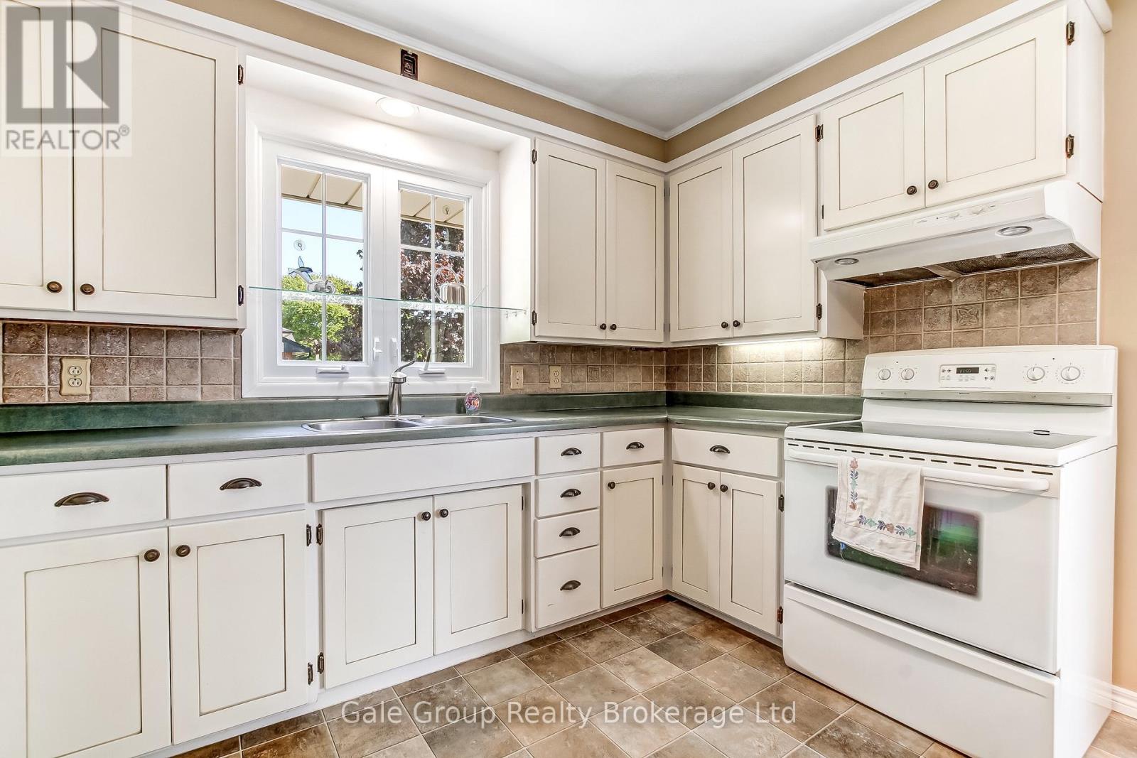 49 Briar Drive, East Zorra-Tavistock (Innerkip), Ontario  N0J 1M0 - Photo 16 - X13658792