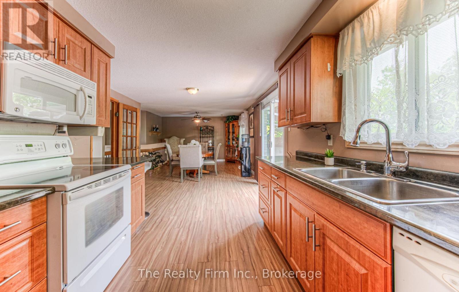 82 Roseneath Crescent, Kitchener, Ontario  N2E 1V9 - Photo 13 - X13659240