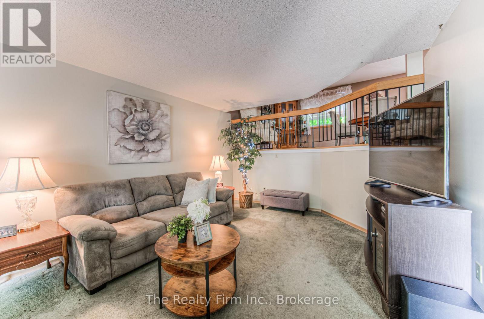 82 Roseneath Crescent, Kitchener, Ontario  N2E 1V9 - Photo 5 - X13659240