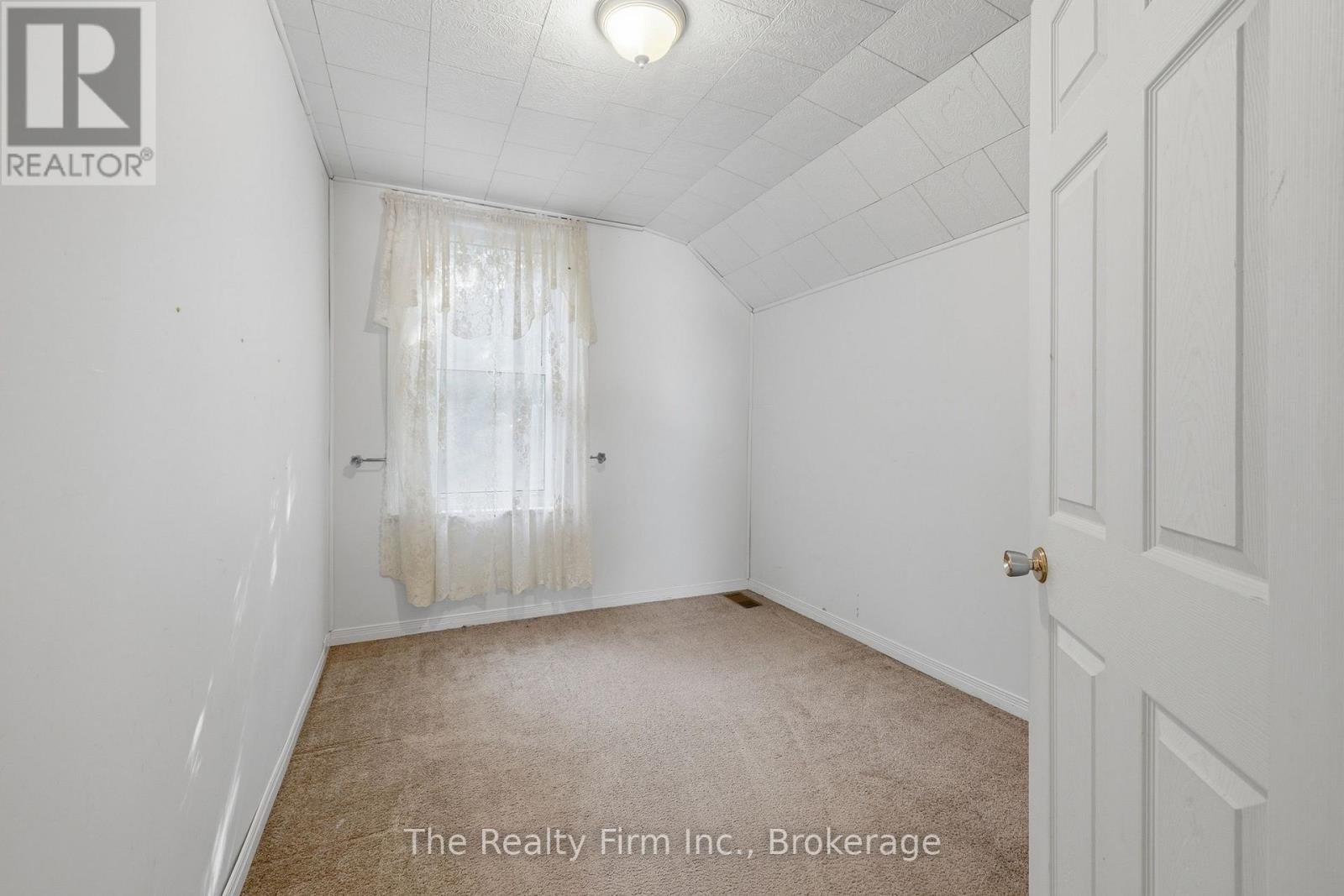 17 Douglas Street, Woodstock (Woodstock - South), Ontario  N4S 2Y1 - Photo 17 - X13659840