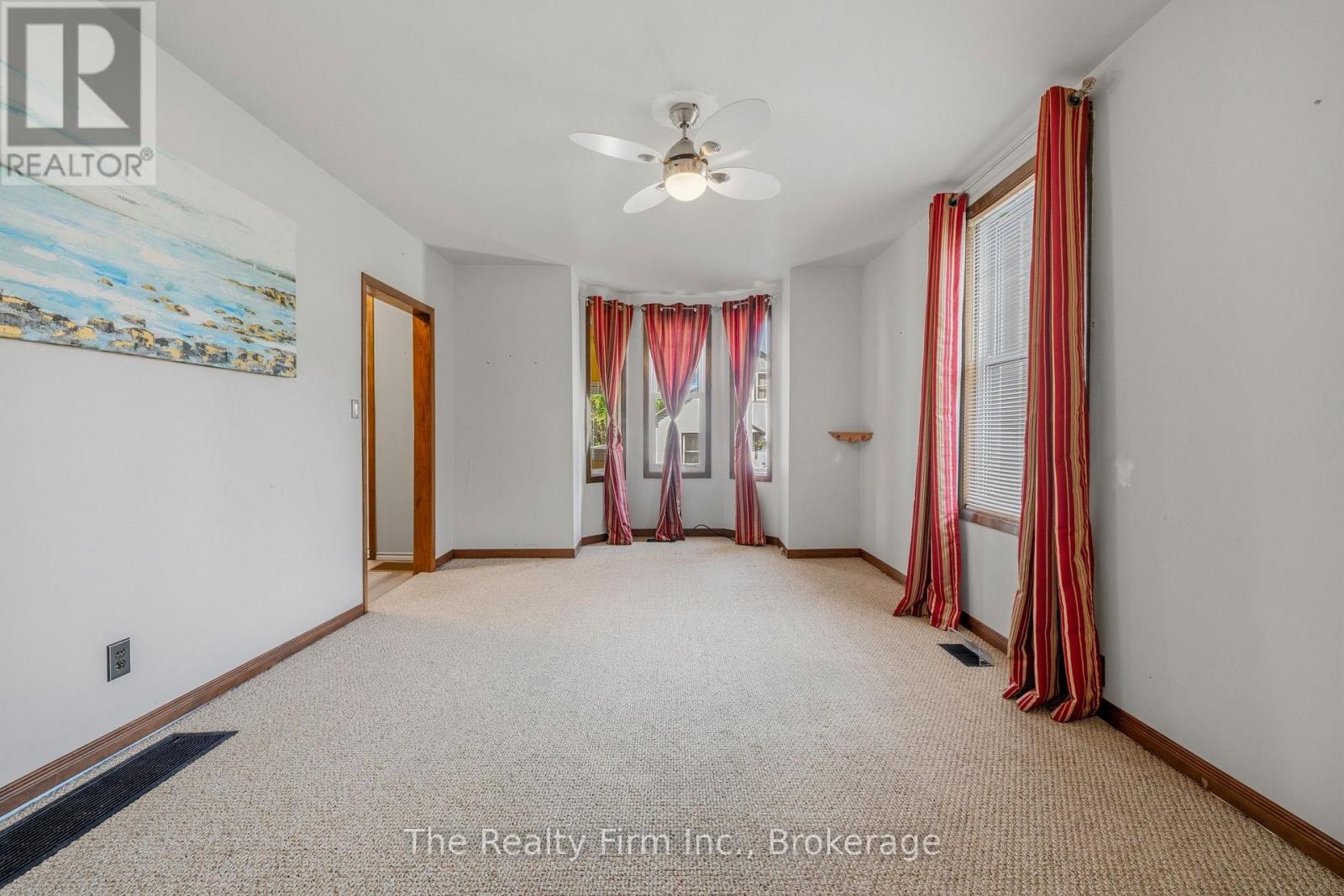 17 Douglas Street, Woodstock (Woodstock - South), Ontario  N4S 2Y1 - Photo 6 - X13659840