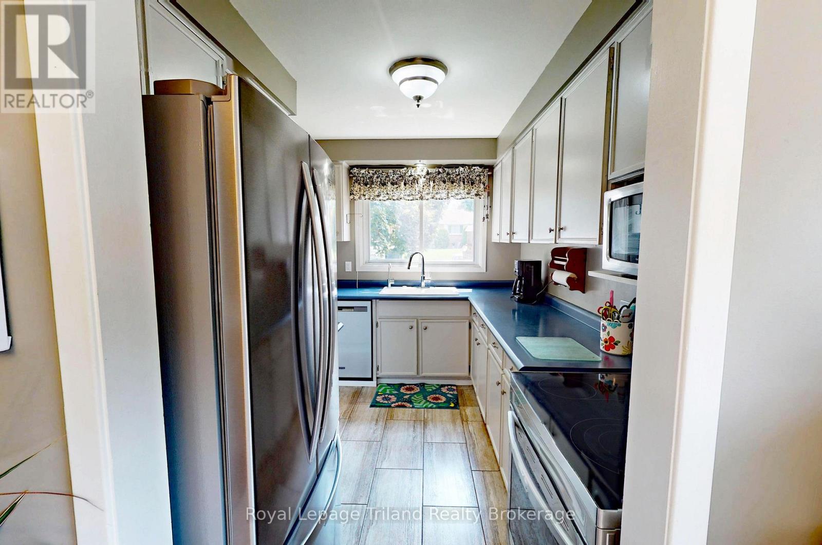 773 Gladstone Drive, Woodstock (Woodstock - North), Ontario  N4S 5T1 - Photo 7 - X13660048