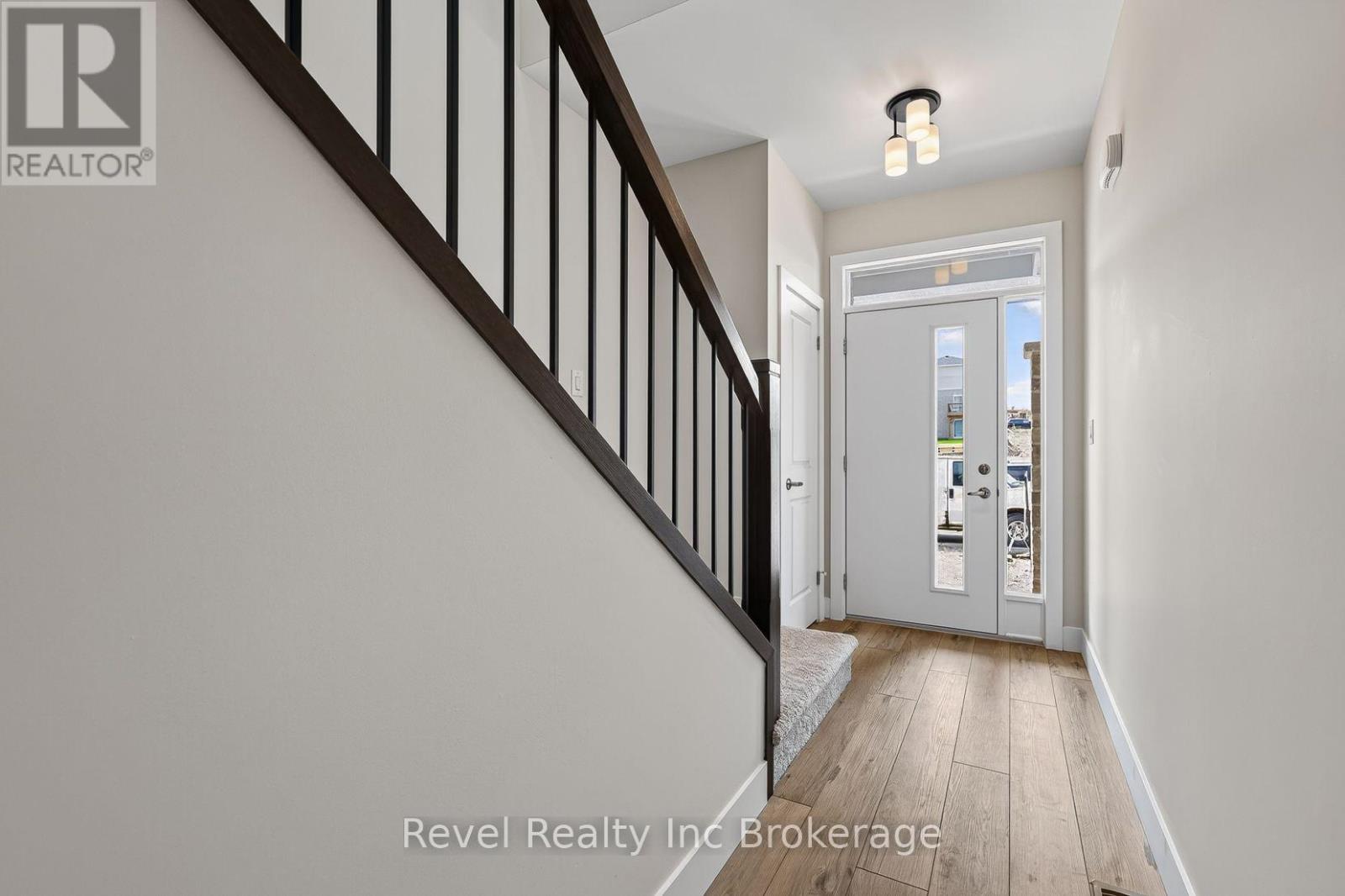 325 Kading Crescent, Woodstock (Woodstock - South), Ontario  N4S 0G6 - Photo 6 - X13663212
