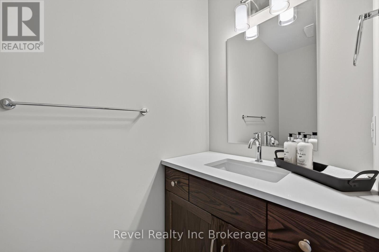 325 Kading Crescent, Woodstock (Woodstock - South), Ontario  N4S 0G6 - Photo 8 - X13663212