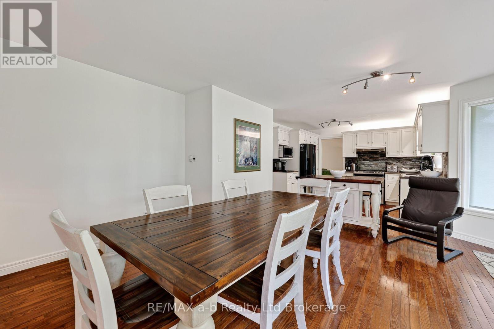 72 Indian Road, Woodstock (Woodstock - North), Ontario  N4T 1R5 - Photo 29 - X13665188