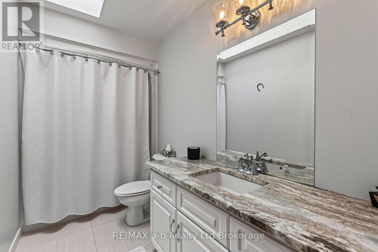 72 Indian Road, Woodstock (Woodstock - North), Ontario  N4T 1R5 - Photo 35 - X13665188