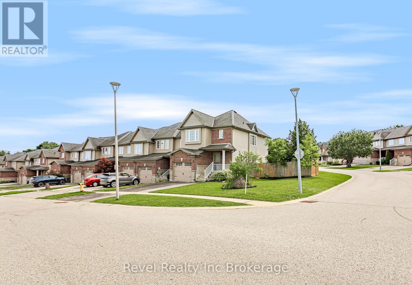 420 Sales Drive, Woodstock (Woodstock - South), Ontario  N4S 0B6 - Photo 2 - X13669750