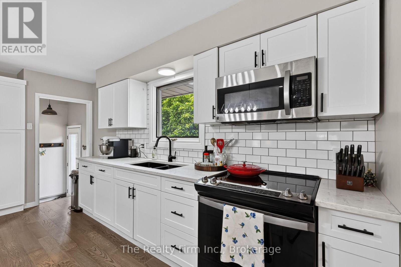 126 Springbank Avenue N, Woodstock (Woodstock - North), Ontario  N4S 7P8 - Photo 12 - X13671366
