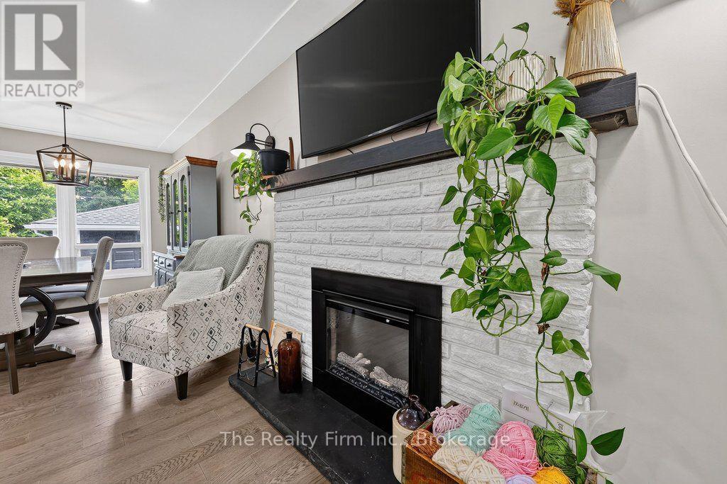 126 Springbank Avenue N, Woodstock (Woodstock - North), Ontario  N4S 7P8 - Photo 16 - X13671366