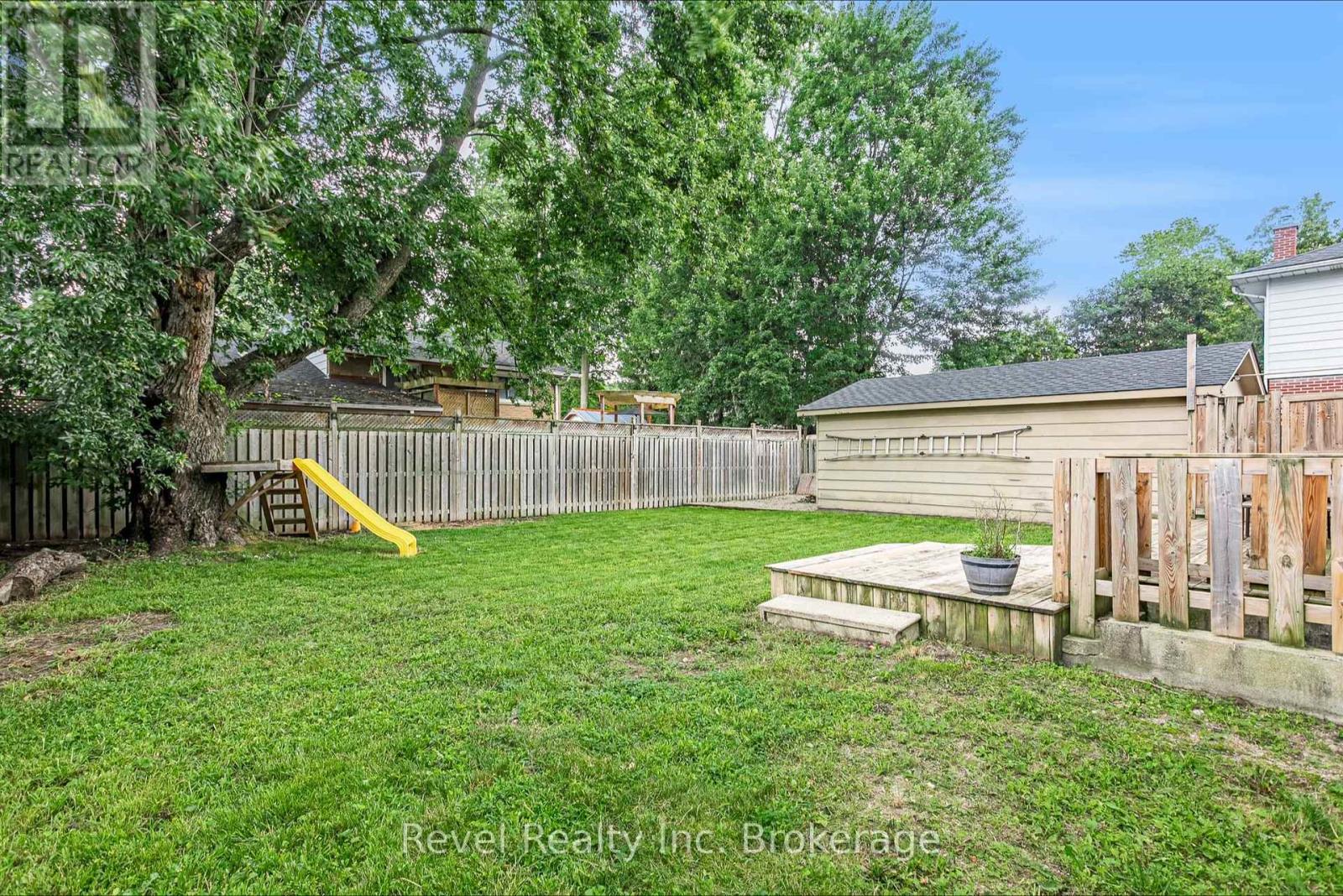 811 Hughson Street, Woodstock (Woodstock - North), Ontario  N4S 4P8 - Photo 4 - X13674716