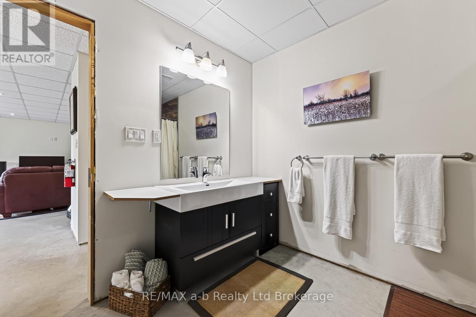 8827 Prince Street, Dutton/dunwich (Iona), Ontario  N0L 1P0 - Photo 32 - X13675684