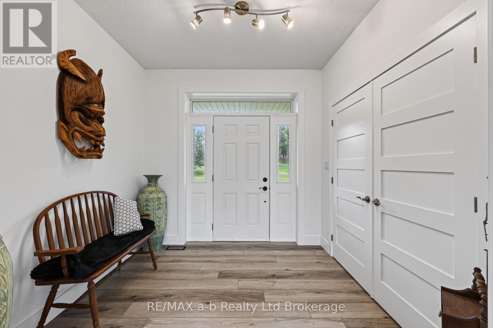 8827 Prince Street, Dutton/dunwich (Iona), Ontario  N0L 1P0 - Photo 5 - X13675684