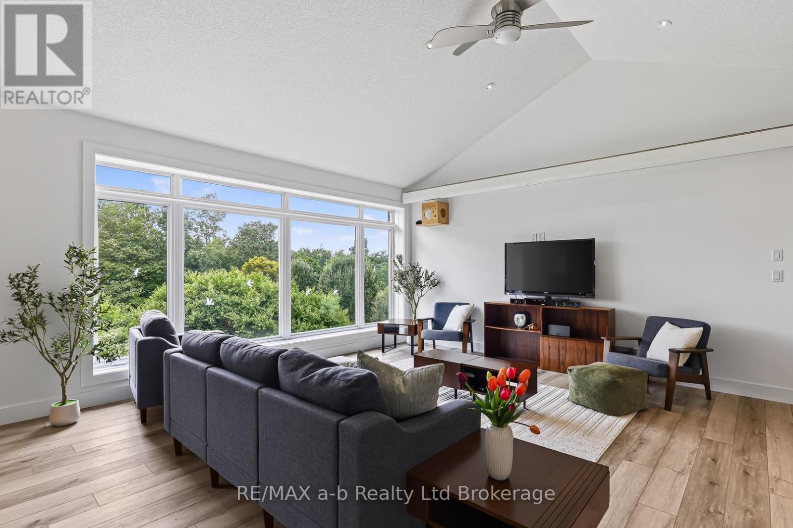 8827 Prince Street, Dutton/dunwich (Iona), Ontario  N0L 1P0 - Photo 8 - X13675684