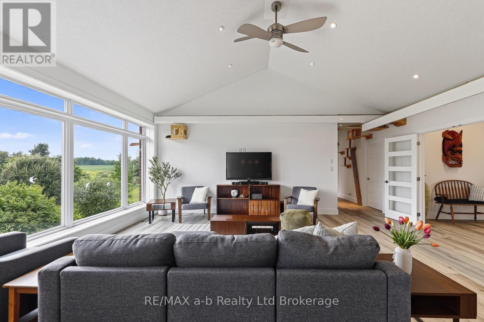 8827 Prince Street, Dutton/dunwich (Iona), Ontario  N0L 1P0 - Photo 9 - X13675684