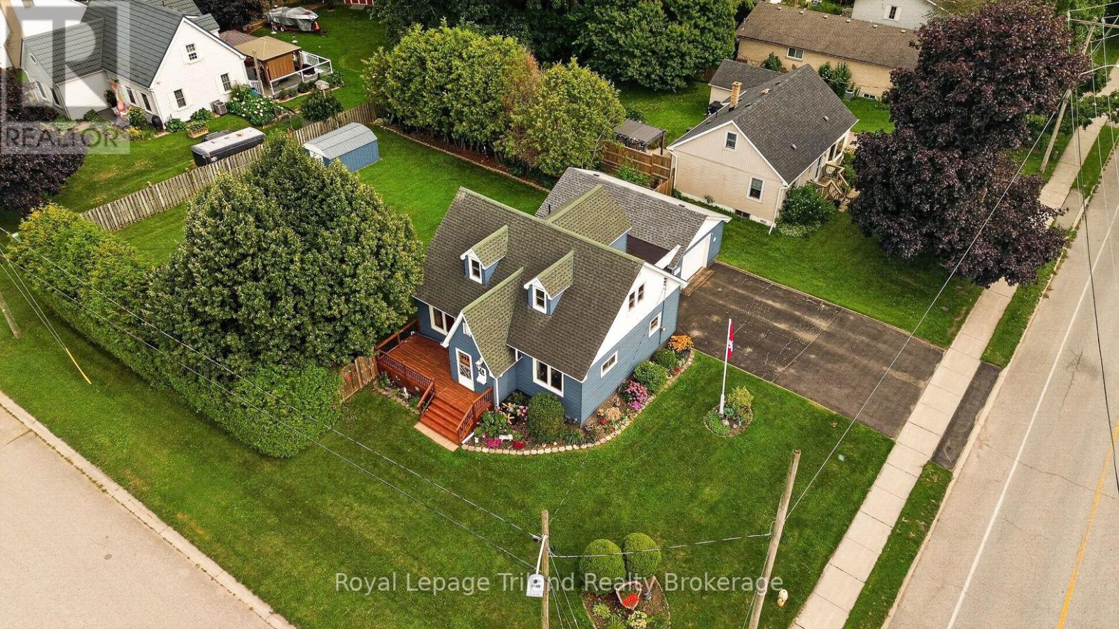 241 Delatre Street W, Zorra (Thamesford), Ontario  N0M 2M0 - Photo 2 - X13679134
