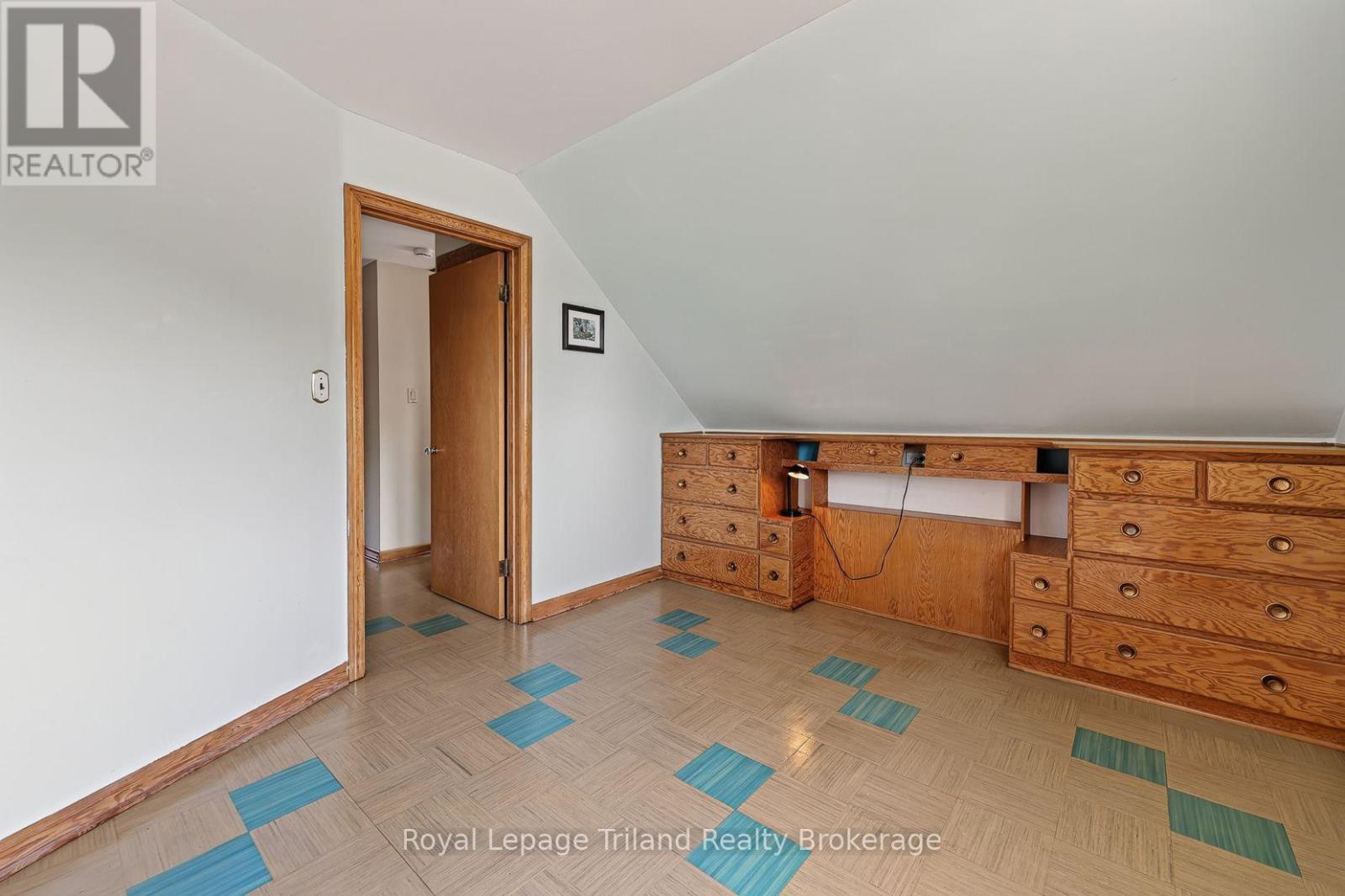 241 Delatre Street W, Zorra (Thamesford), Ontario  N0M 2M0 - Photo 31 - X13679134