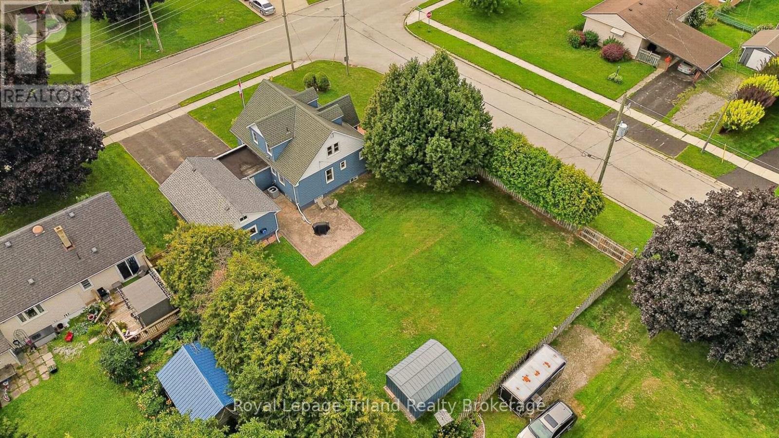 241 Delatre Street W, Zorra (Thamesford), Ontario  N0M 2M0 - Photo 44 - X13679134