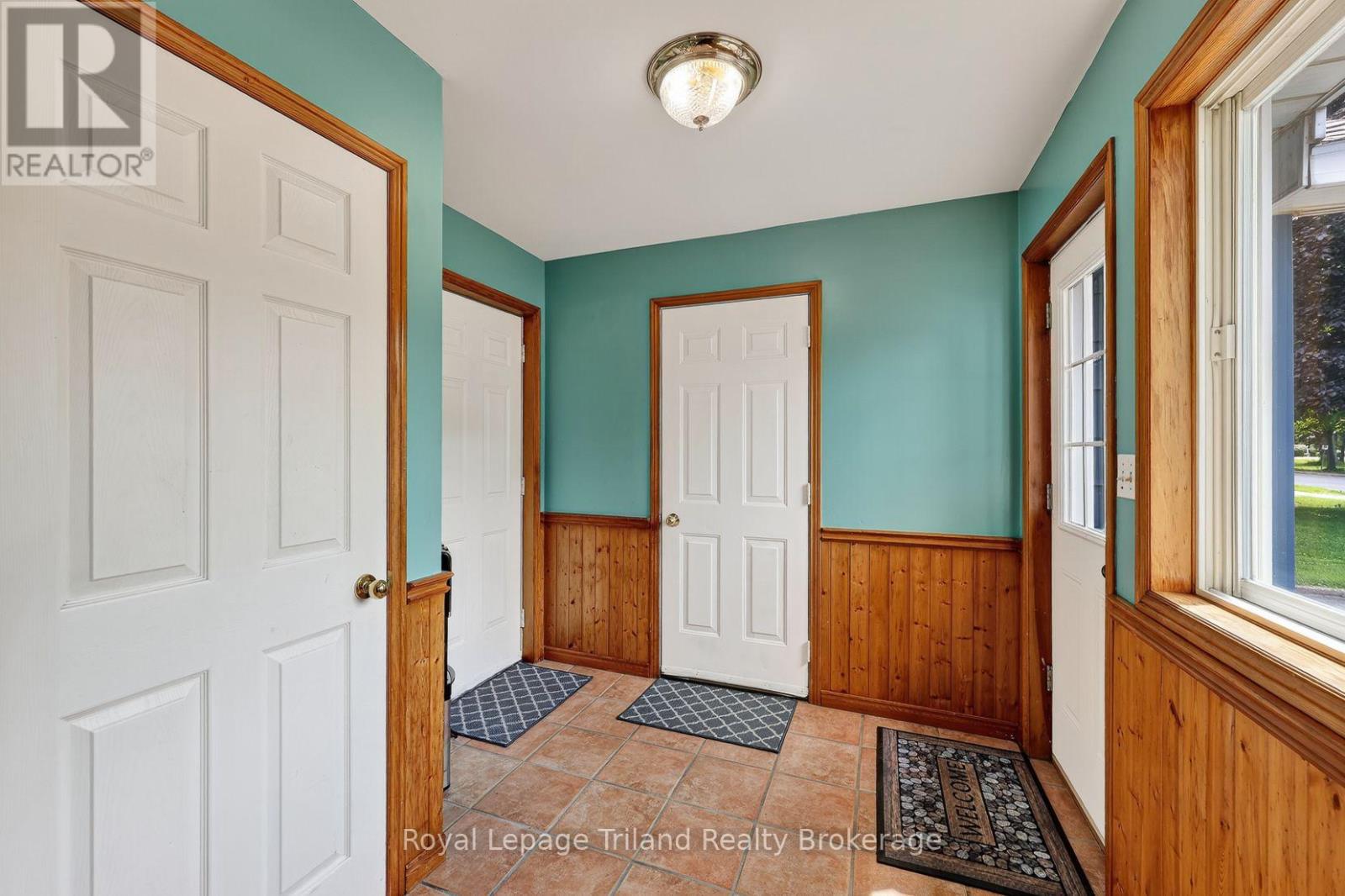 241 Delatre Street W, Zorra (Thamesford), Ontario  N0M 2M0 - Photo 8 - X13679134