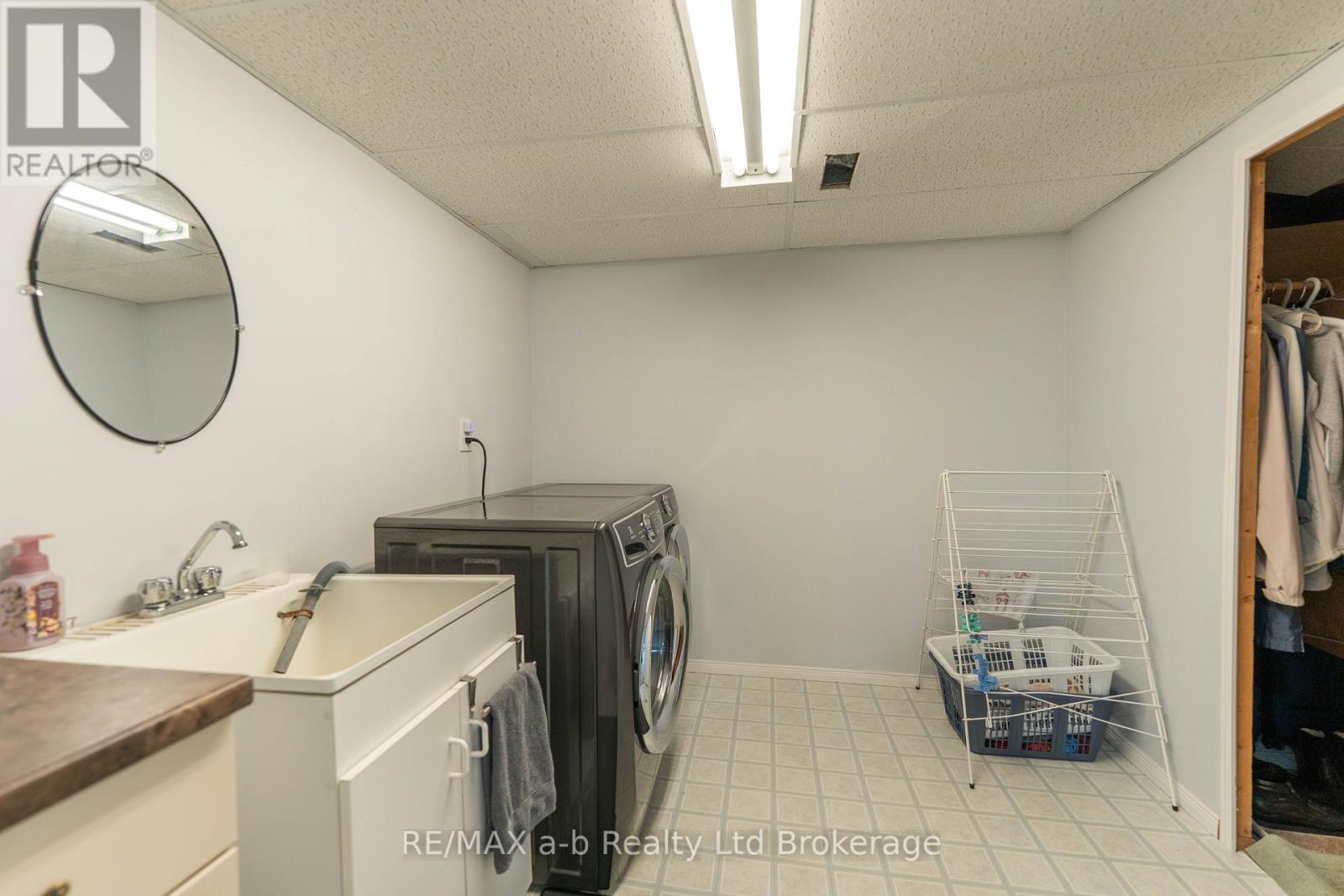 34 Glenridge Road, Tillsonburg, Ontario  N4G 4J7 - Photo 20 - X13681858
