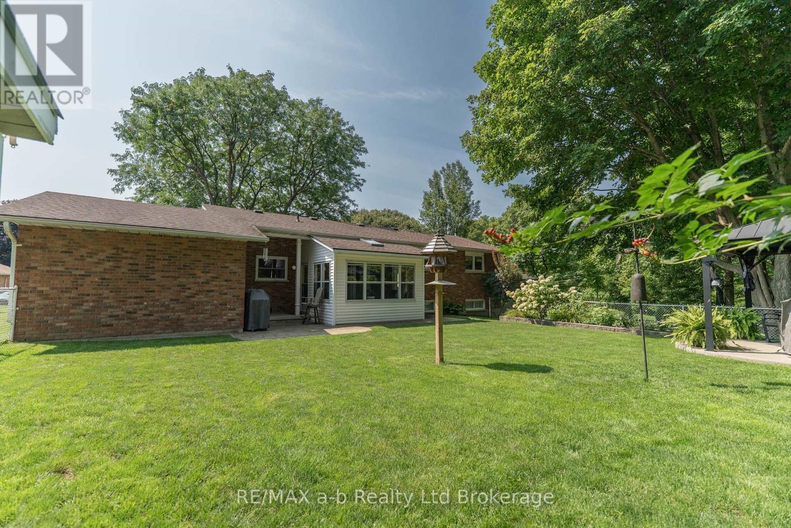 34 Glenridge Road, Tillsonburg, Ontario  N4G 4J7 - Photo 28 - X13681858