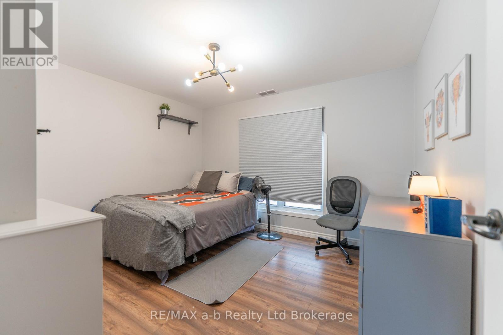 13 Potters Road N, Tillsonburg, Ontario  N4G 2G9 - Photo 28 - X13684266