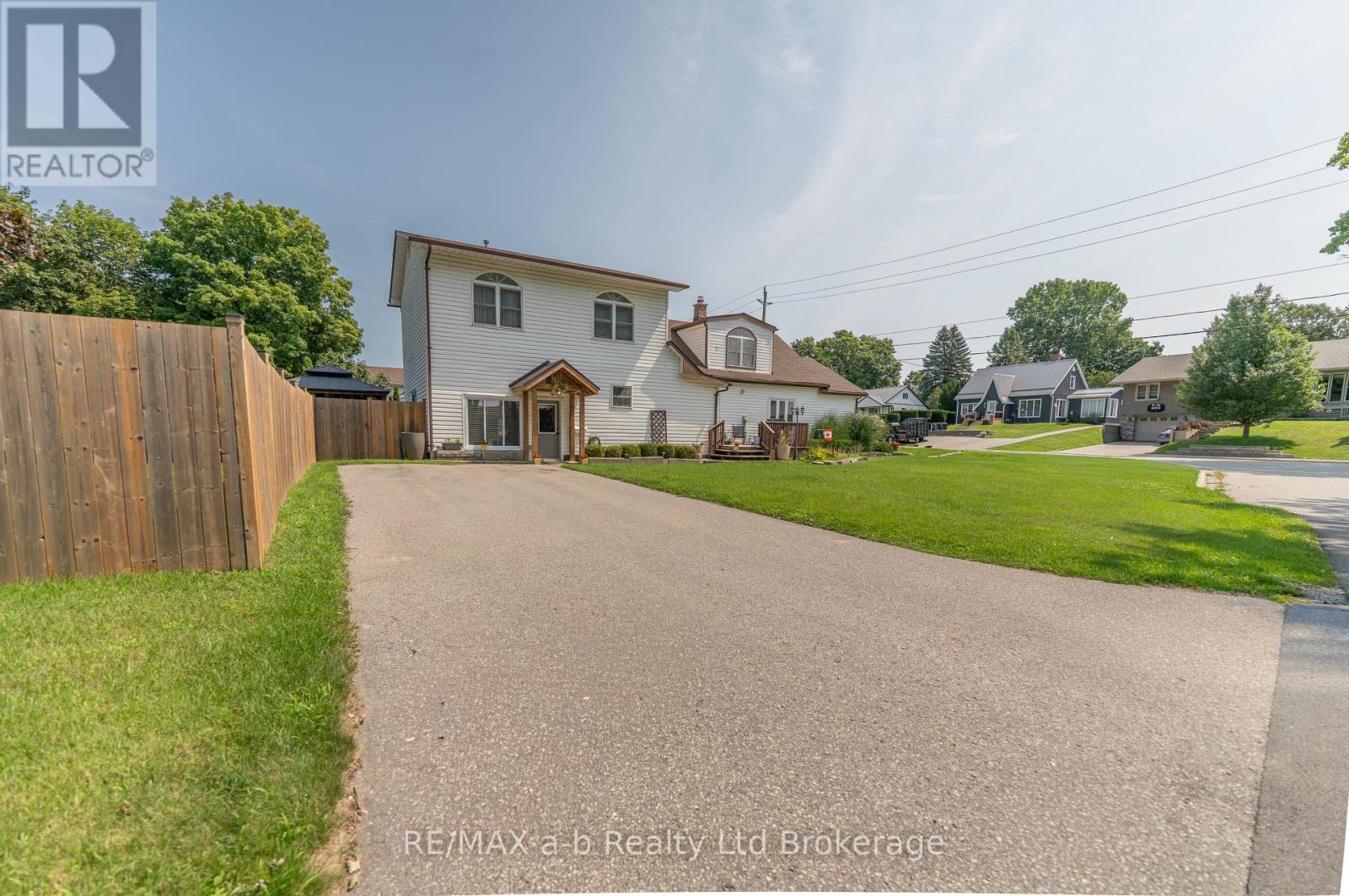 13 Potters Road N, Tillsonburg, Ontario  N4G 2G9 - Photo 38 - X13684266