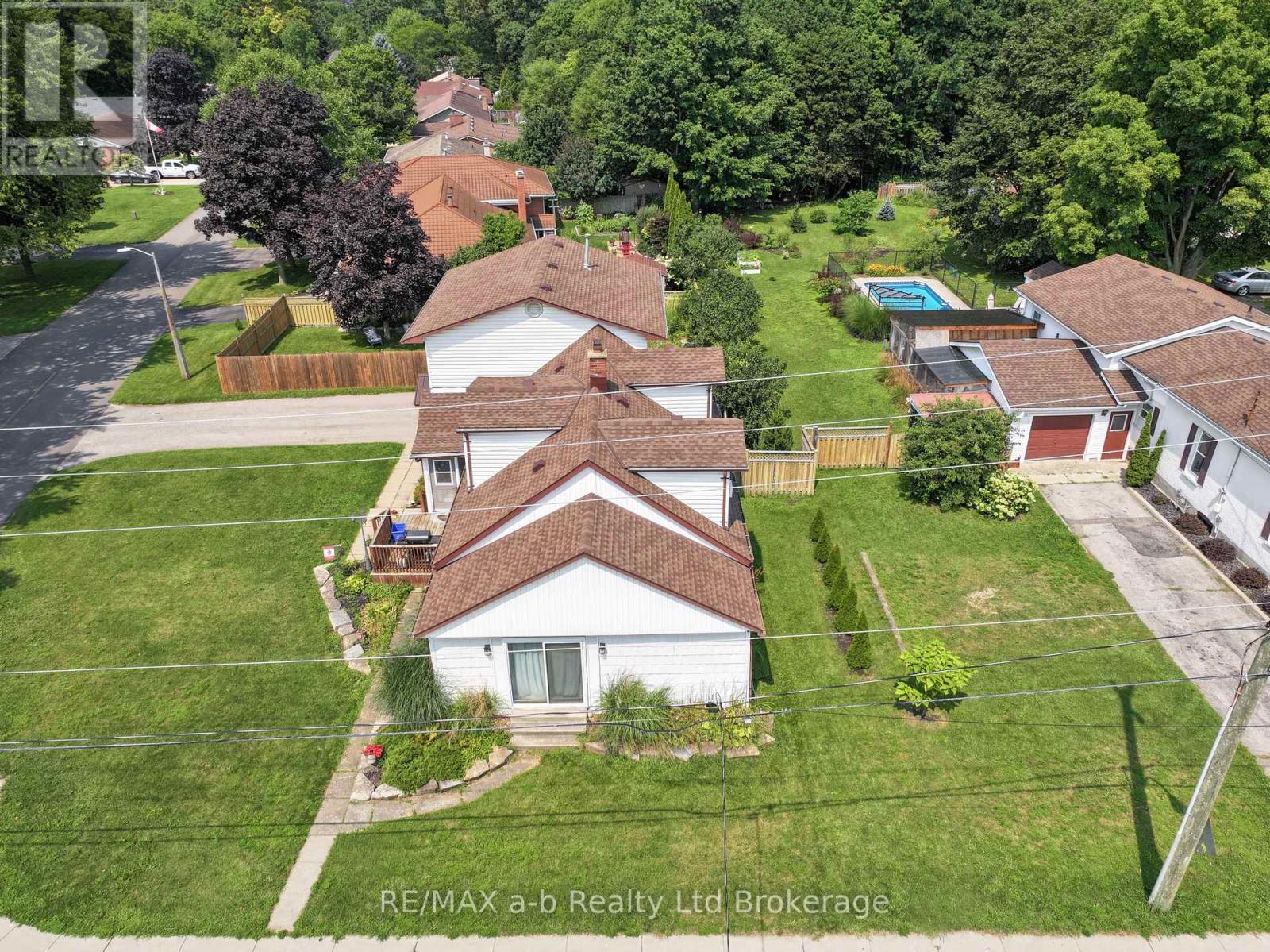 13 Potters Road N, Tillsonburg, Ontario  N4G 2G9 - Photo 39 - X13684266