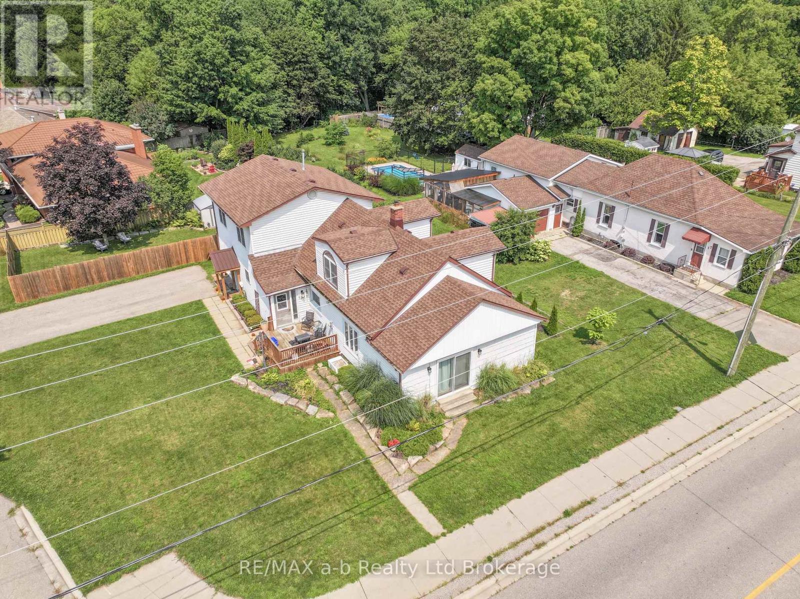 13 Potters Road N, Tillsonburg, Ontario  N4G 2G9 - Photo 40 - X13684266