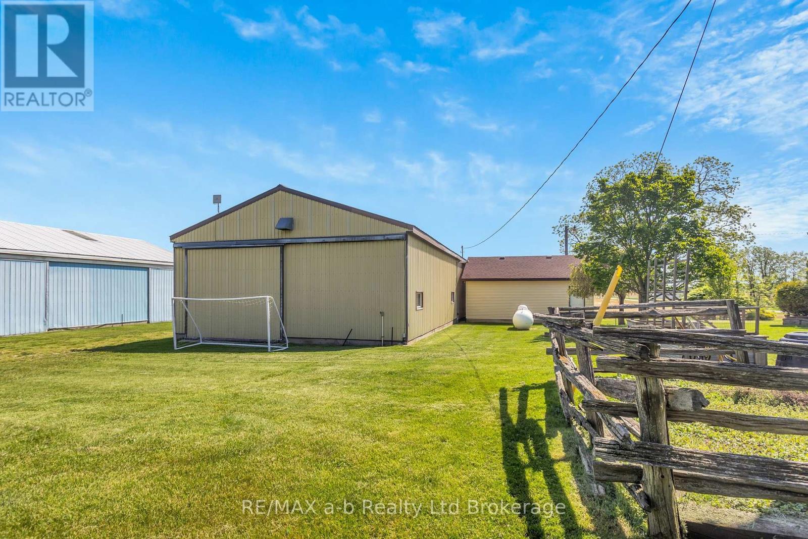 1813 Norfolk County 19 Road W, Norfolk (Vanessa), Ontario  N0E 1V0 - Photo 45 - X13687260