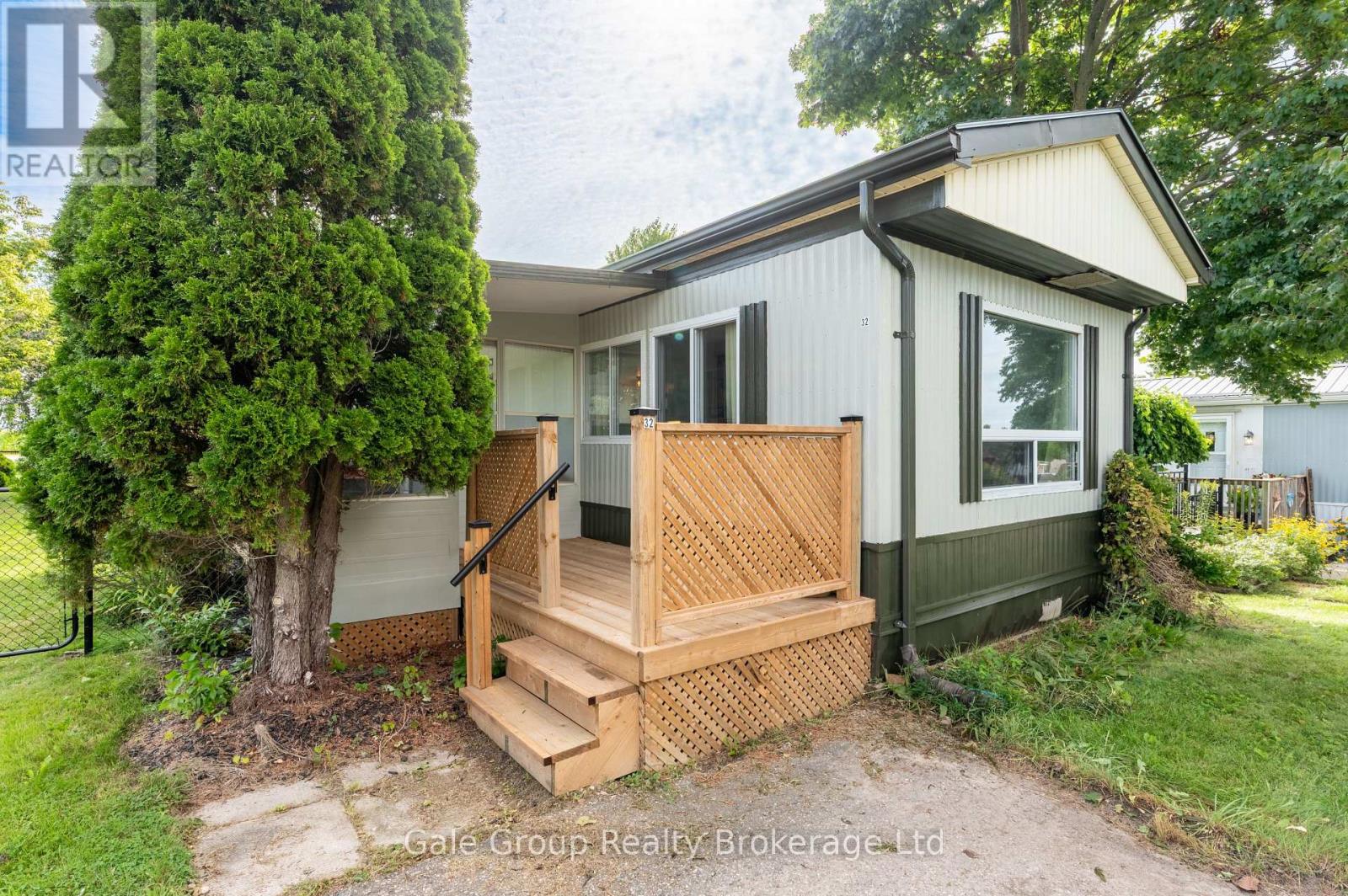 32 Pineview Ave Avenue, Malahide (Lyons), Ontario  N0L 2J0 - Photo 2 - X13687488