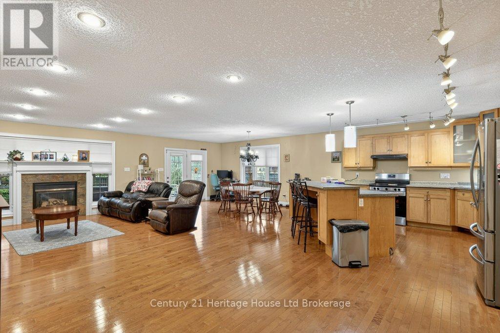 57 Wendy Calder Place, Woodstock (Woodstock - North), Ontario  N4T 1T4 - Photo 13 - X13688462