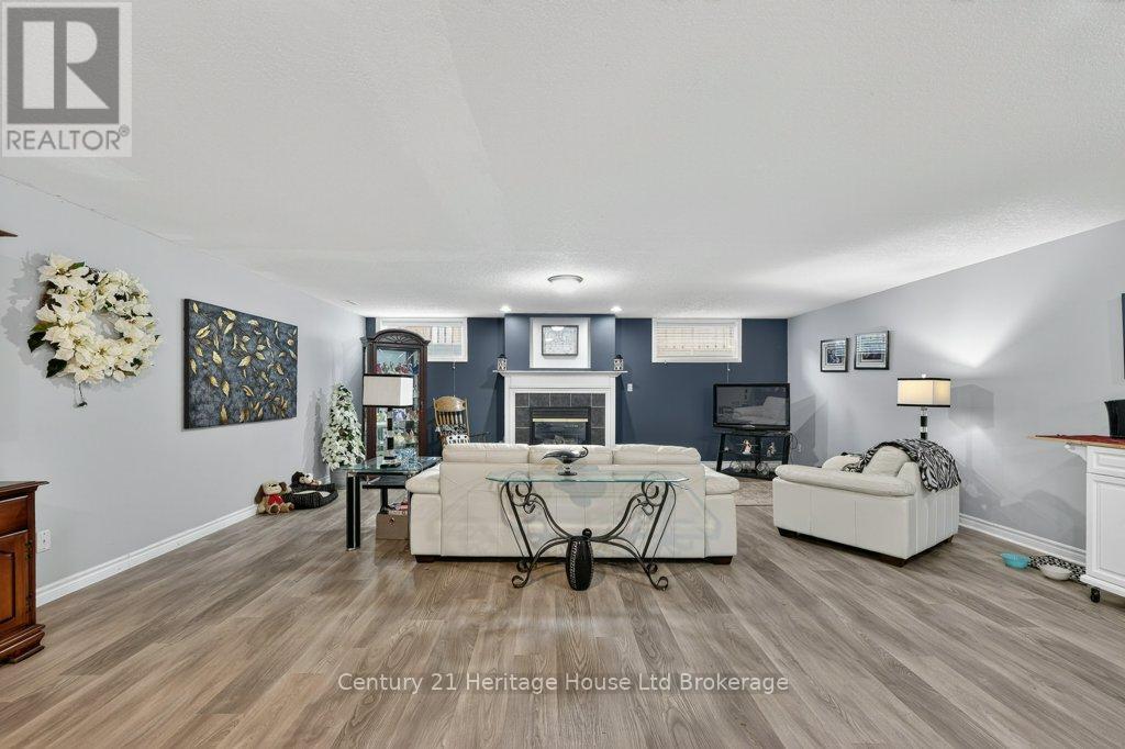 57 Wendy Calder Place, Woodstock (Woodstock - North), Ontario  N4T 1T4 - Photo 23 - X13688462