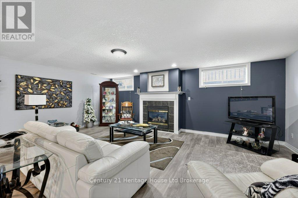 57 Wendy Calder Place, Woodstock (Woodstock - North), Ontario  N4T 1T4 - Photo 25 - X13688462