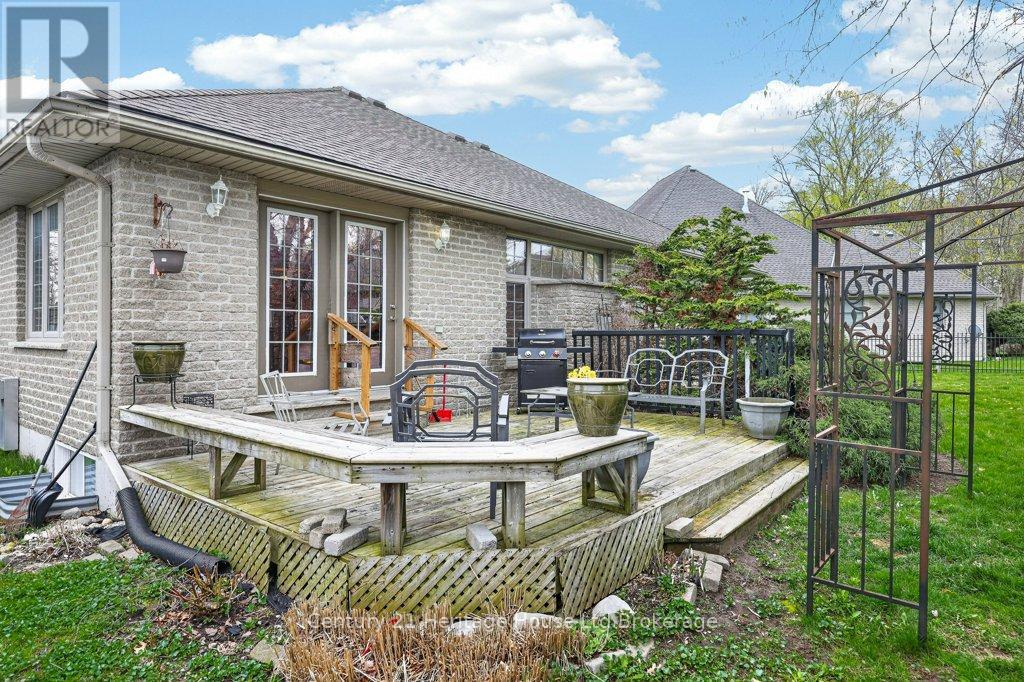 57 Wendy Calder Place, Woodstock (Woodstock - North), Ontario  N4T 1T4 - Photo 33 - X13688462