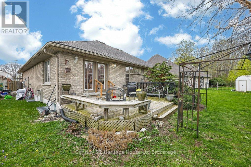 57 Wendy Calder Place, Woodstock (Woodstock - North), Ontario  N4T 1T4 - Photo 36 - X13688462