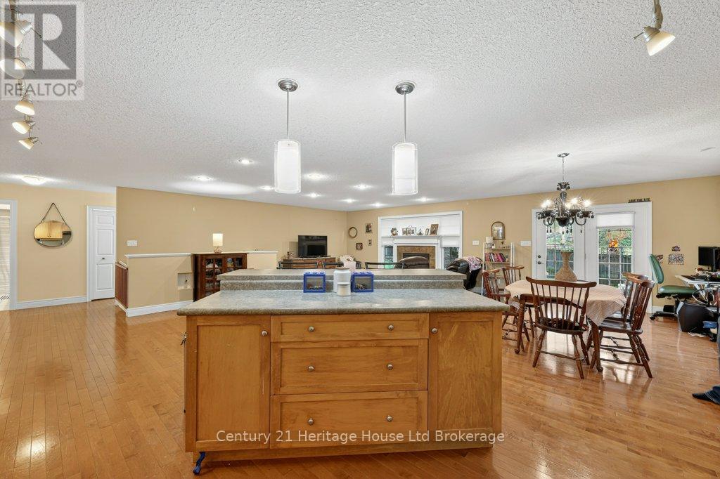 57 Wendy Calder Place, Woodstock (Woodstock - North), Ontario  N4T 1T4 - Photo 9 - X13688462