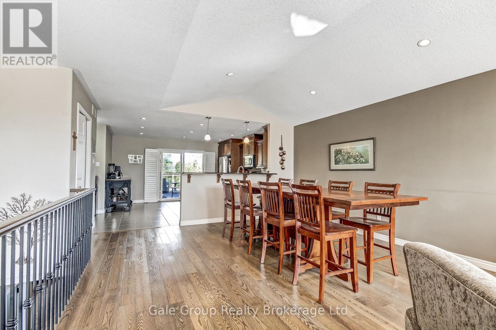 402 Fairway Road, Woodstock (Woodstock - North), Ontario  N4T 0E1 - Photo 5 - X13690698