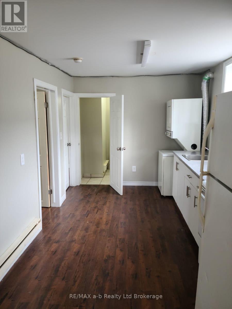 3 - 44 Stanley Street, London South (South F), Ontario  N6C 1B1 - Photo 3 - X13692814