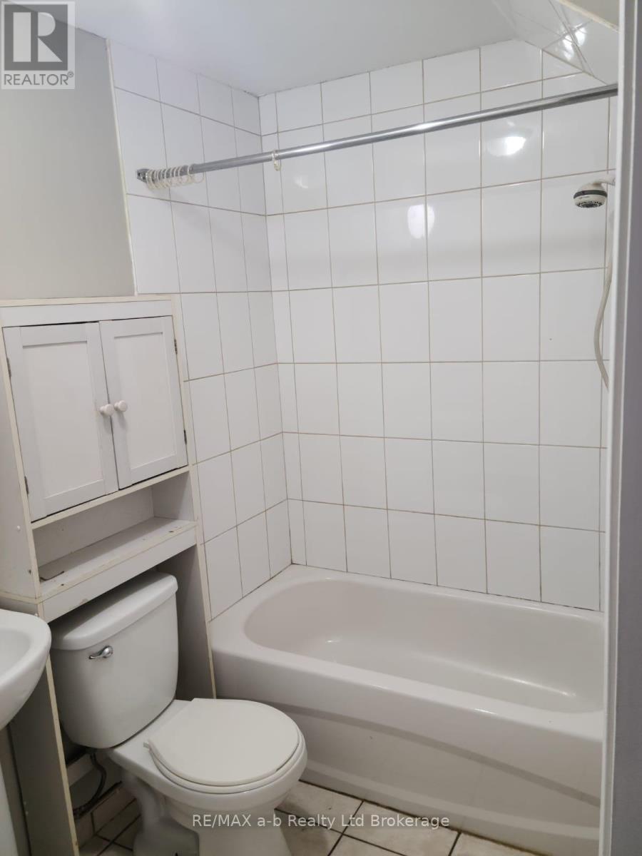 3 - 44 Stanley Street, London South (South F), Ontario  N6C 1B1 - Photo 7 - X13692814