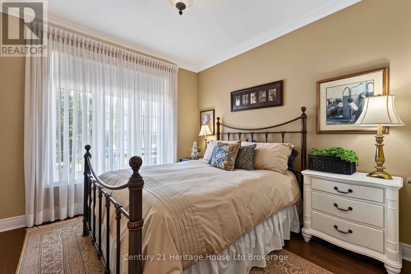 528 Baldwin Crescent, Woodstock (Woodstock - North), Ontario  N4T 0G4 - Photo 5 - X13695084