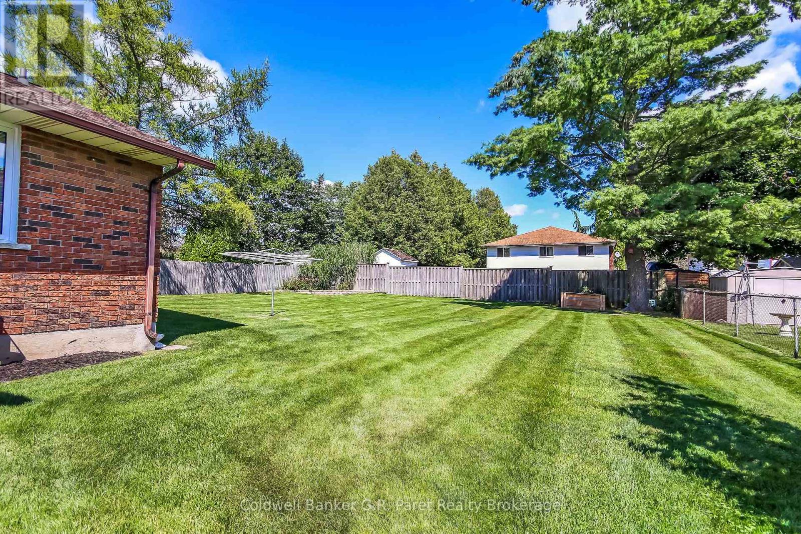 28 Woodcock Drive, Tillsonburg, Ontario  N4G 4M2 - Photo 3 - X13695822