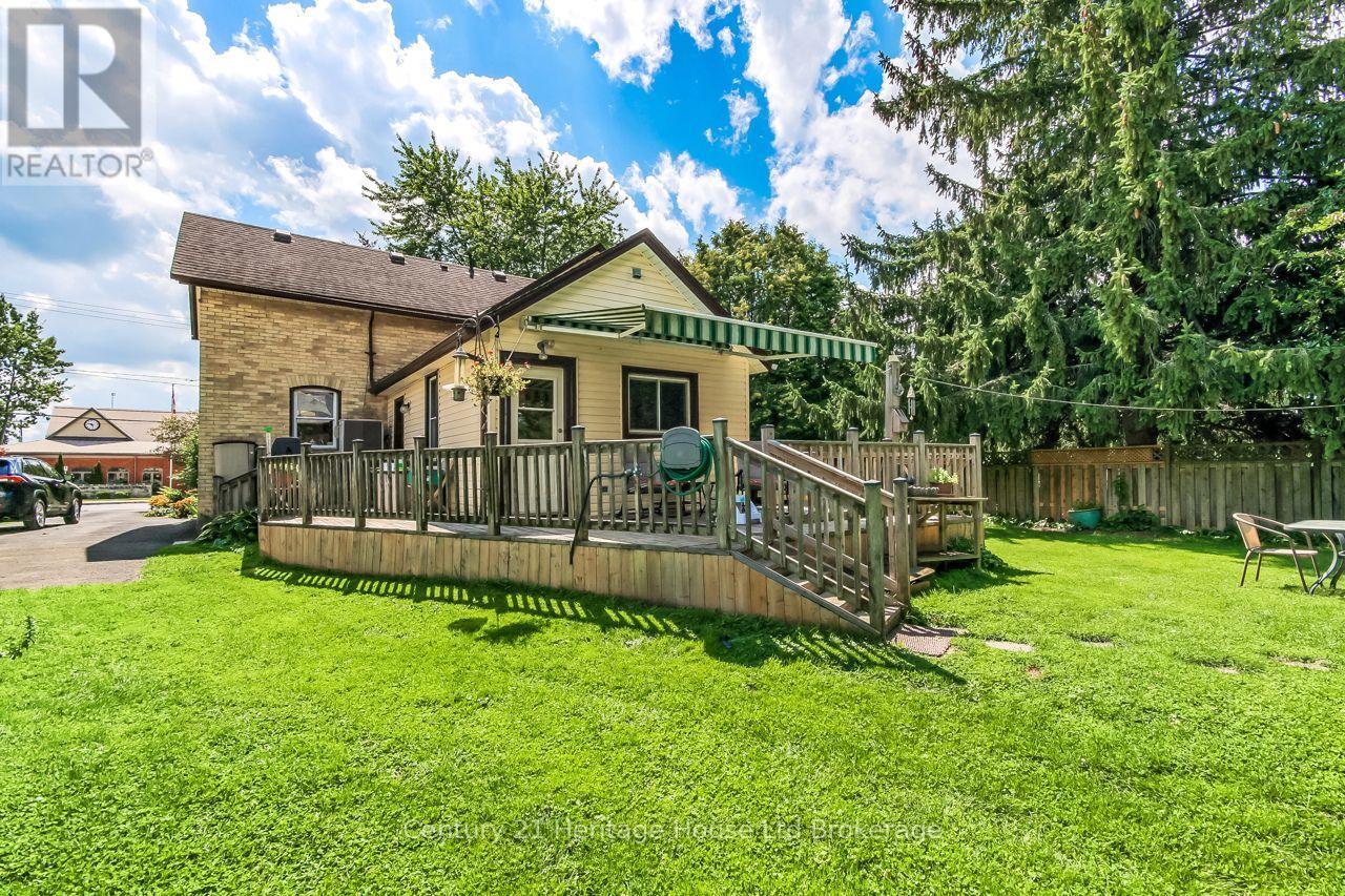 166 Dundas Street W, Zorra (Thamesford), Ontario  N0M 2M0 - Photo 16 - X13697104