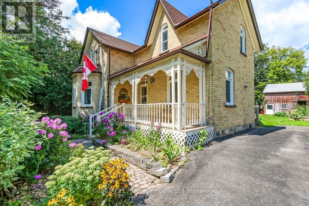 166 Dundas Street W, Zorra (Thamesford), Ontario  N0M 2M0 - Photo 2 - X13697104