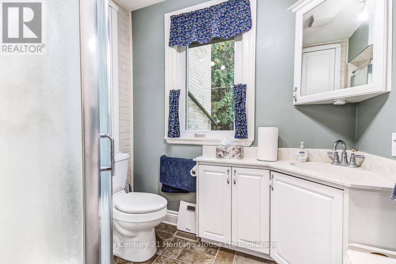 166 Dundas Street W, Zorra (Thamesford), Ontario  N0M 2M0 - Photo 8 - X13697104