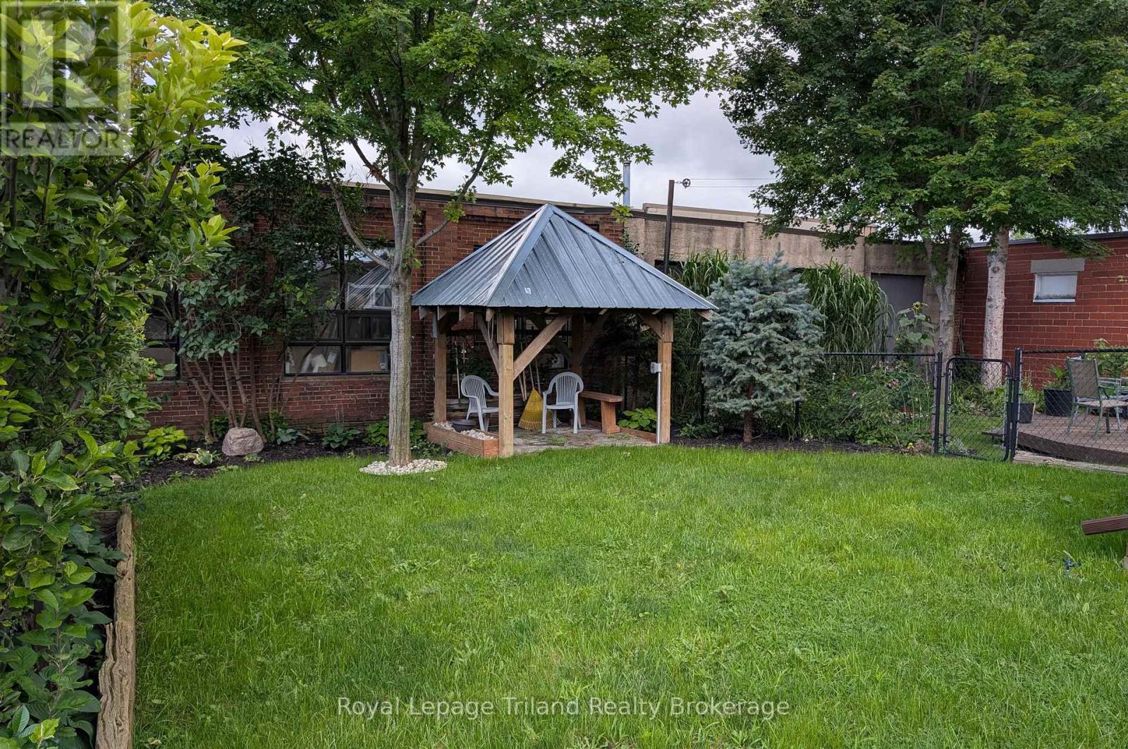 16 Broadway Street, Woodstock (Woodstock - South), Ontario  N4S 2Z9 - Photo 17 - X13697458
