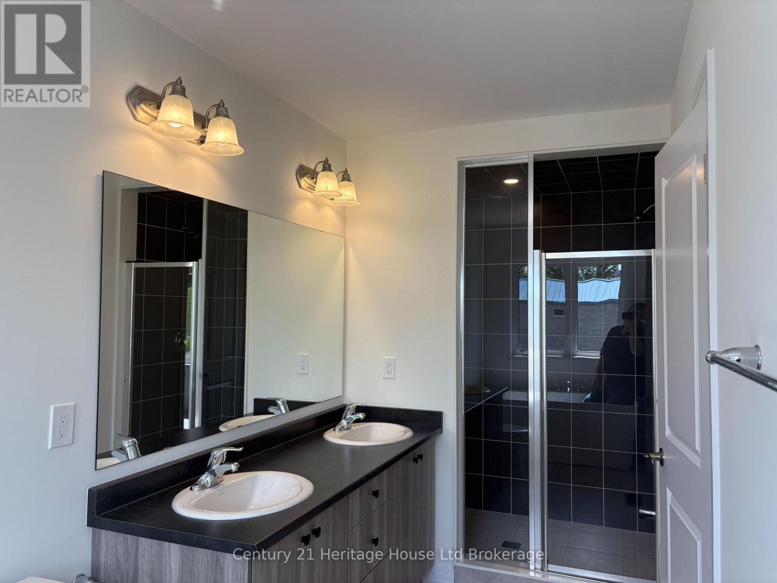 462 Jack Wilford Way, Woodstock (Woodstock - South), Ontario  N4S 0G4 - Photo 19 - X13697988