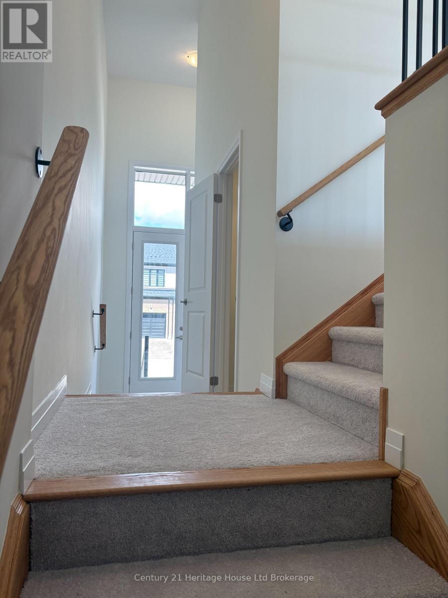 462 Jack Wilford Way, Woodstock (Woodstock - South), Ontario  N4S 0G4 - Photo 35 - X13697988