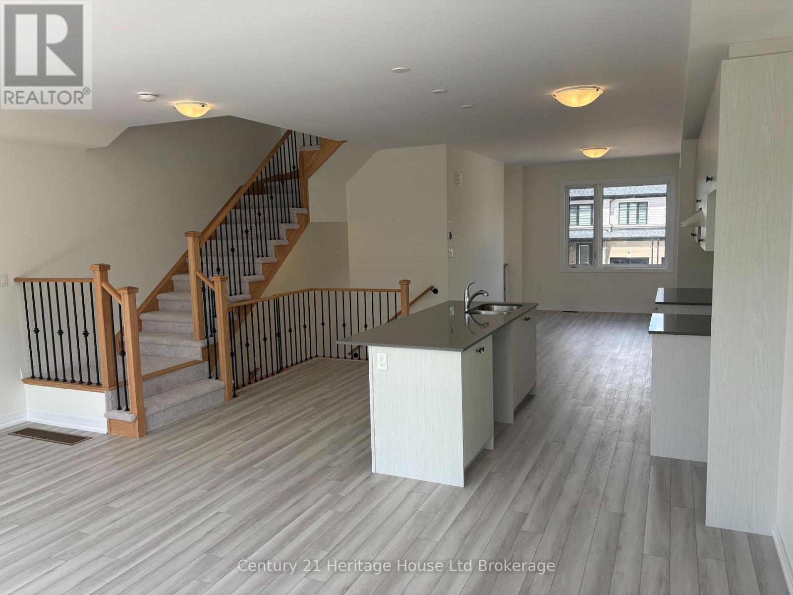 462 Jack Wilford Way, Woodstock (Woodstock - South), Ontario  N4S 0G4 - Photo 8 - X13697988
